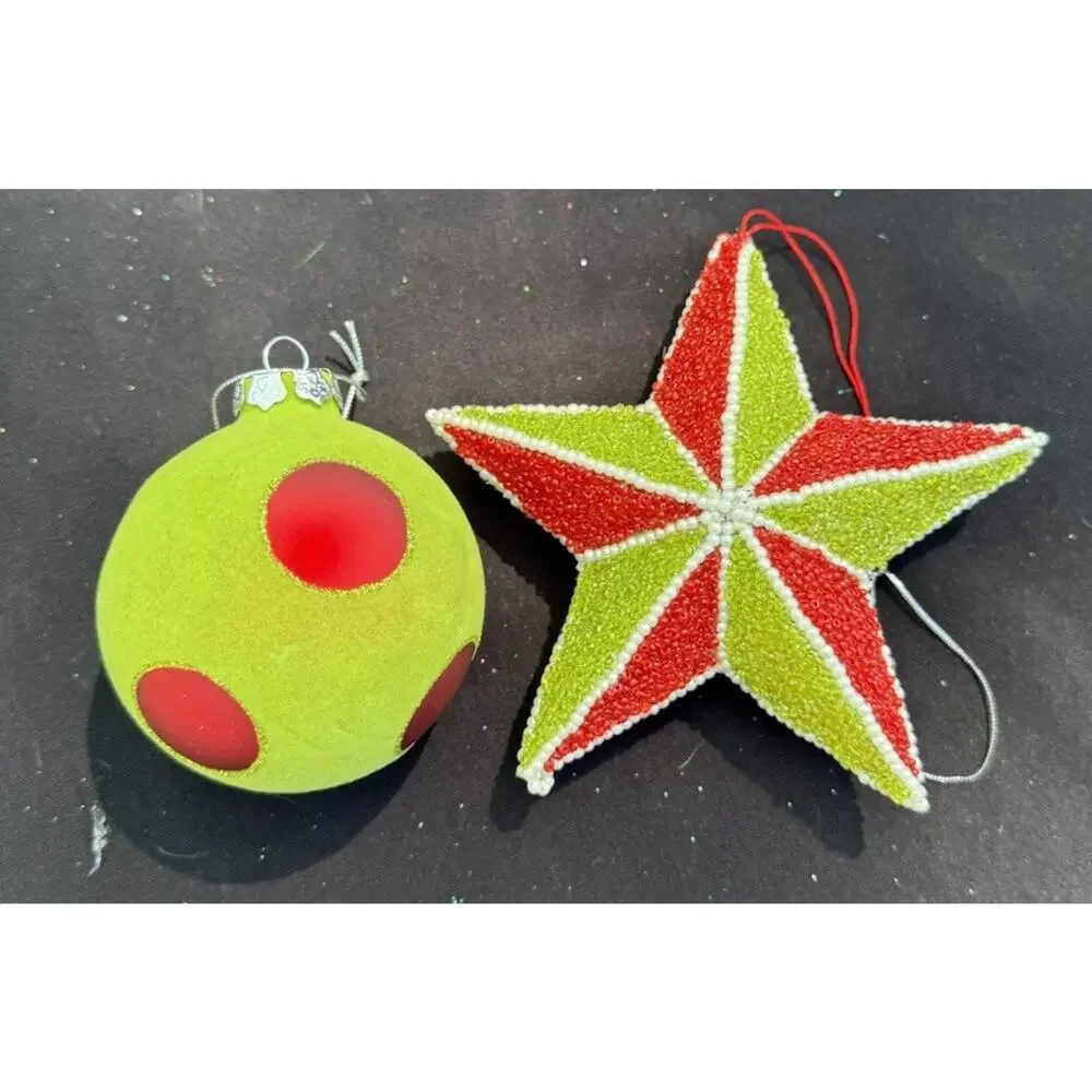 Dept 56 Whimsical Christmas ornament Beaded Star & Flocked Ball -Lo10